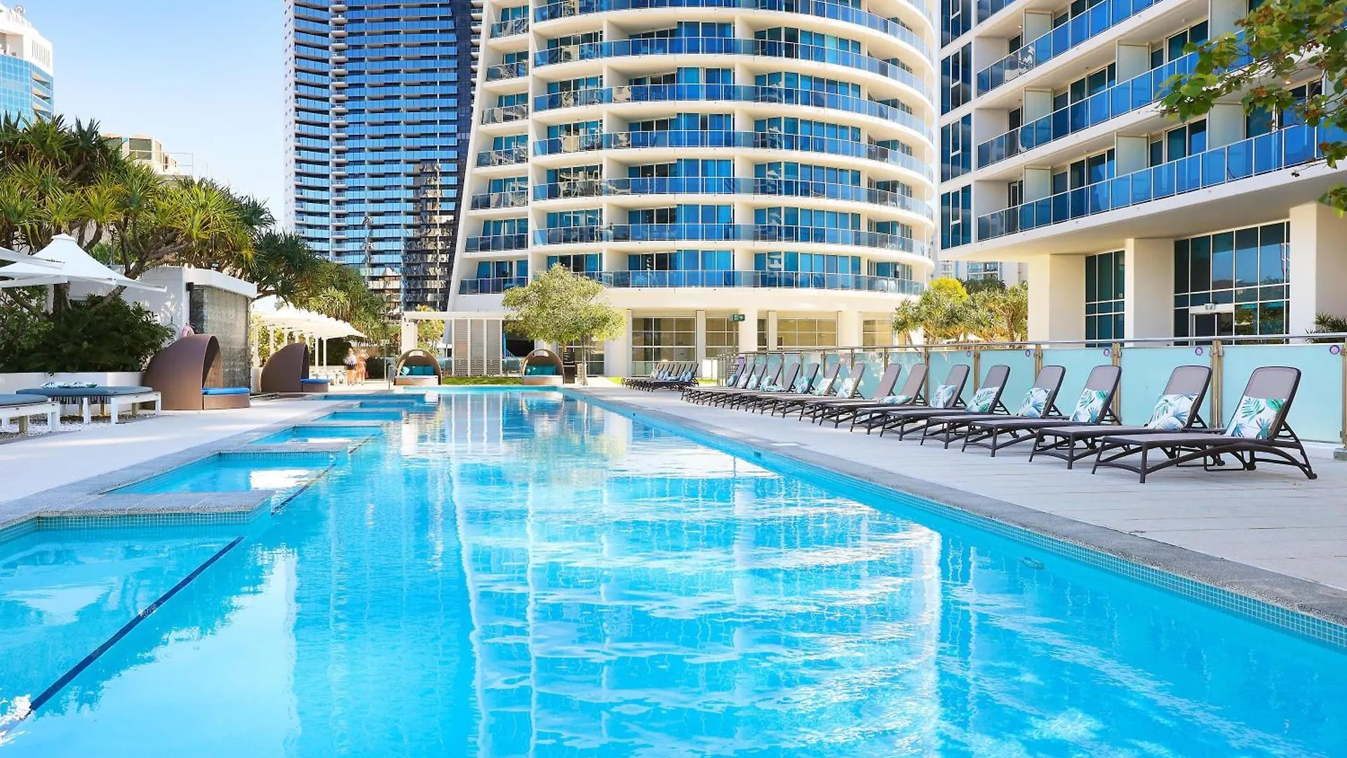 Perfect H Tower Getaway Sufers Paradise Gold Coast